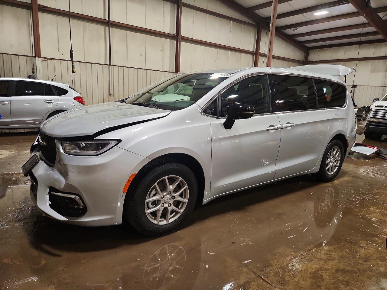 2026 Chrysler PACIFICA SELECT, silber, 1.373 km, Import USA — Foto 1