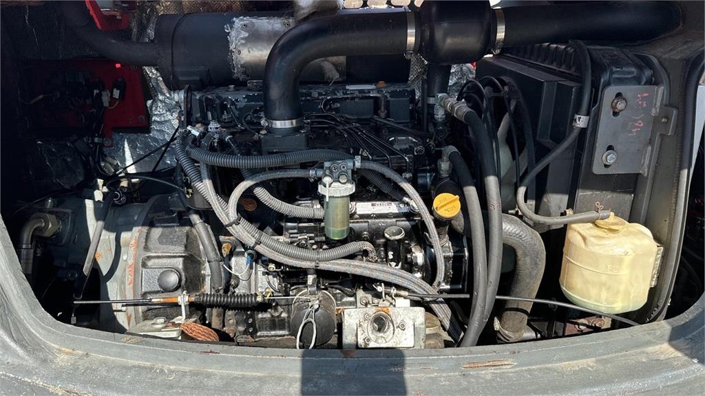 1999 Neuson 8002, 6.130 mth, Import Auf Lager in der EU — Foto 12 z 16