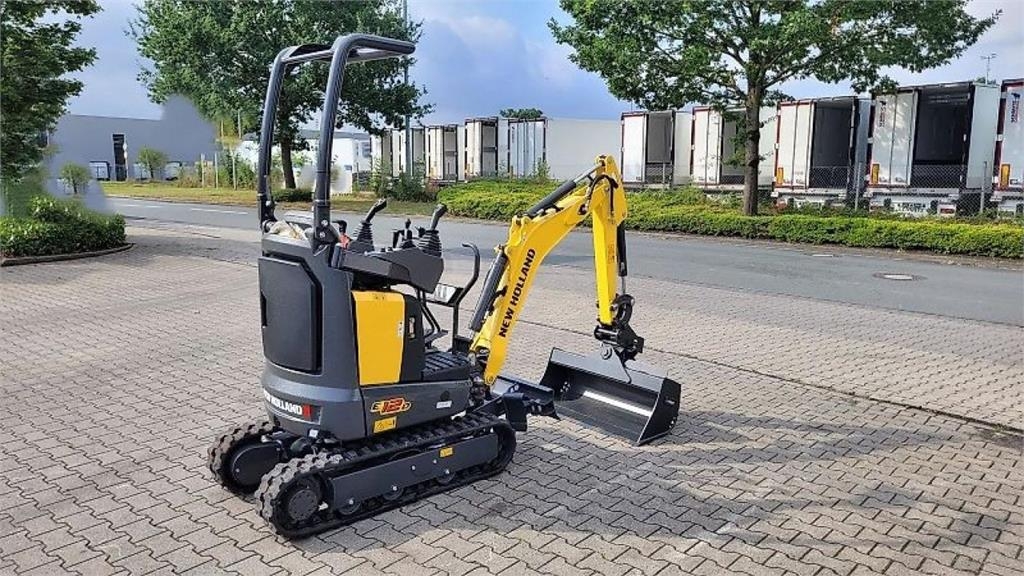 2023 New Holland E12D, 3 mth, Import Auf Lager in der EU — Foto 1 | AMECAR 2023 New Holland E12D, 3 mth, Import Auf Lager in der EU — Foto 1