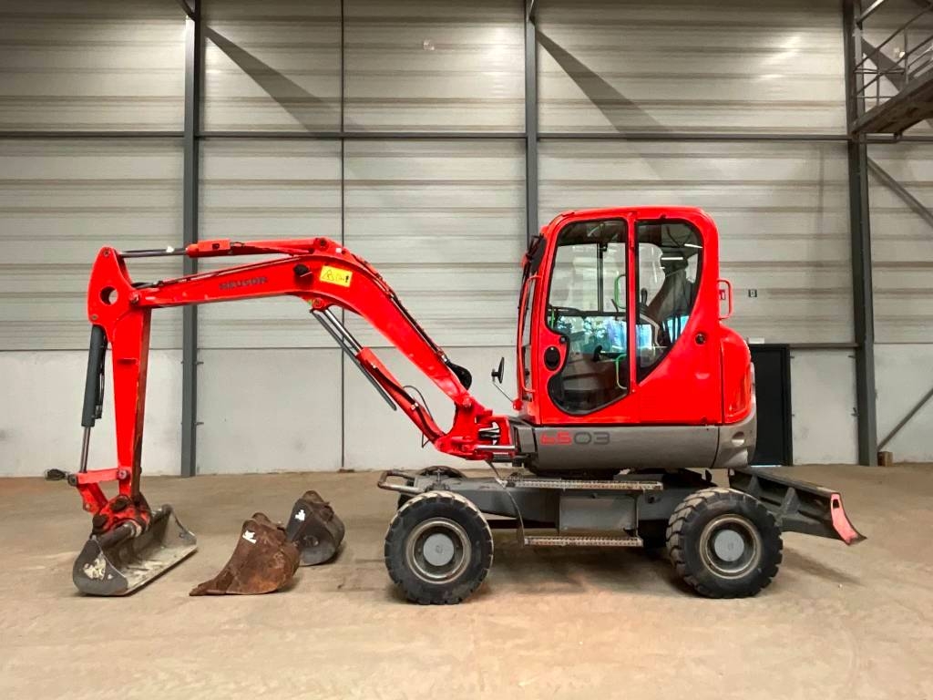 2011 Neuson 6503 WD, 3.609 mth, Import Auf Lager in der EU — Foto 1 | AMECAR 2011 Neuson 6503 WD, 3.609 mth, Import Auf Lager in der EU — Foto 1