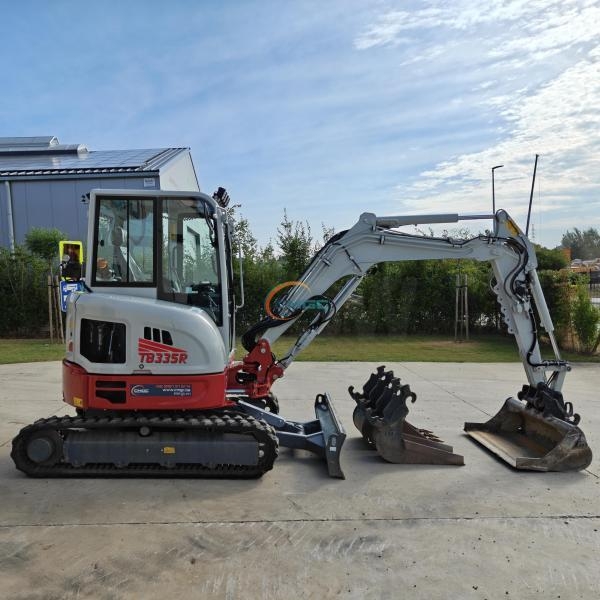 2024 Takeuchi TB335R, 215 mth, Import Auf Lager in der EU — Foto 1