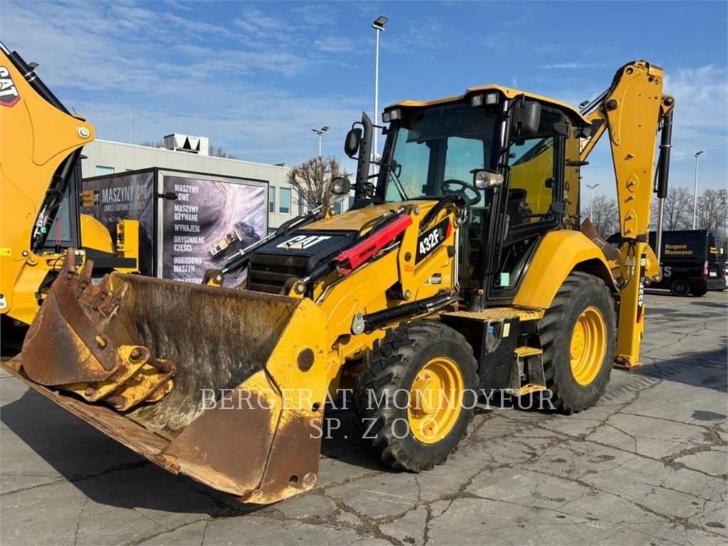 2017 Cat 432F2, 4.591 mth, Import Auf Lager in der EU — Foto 1