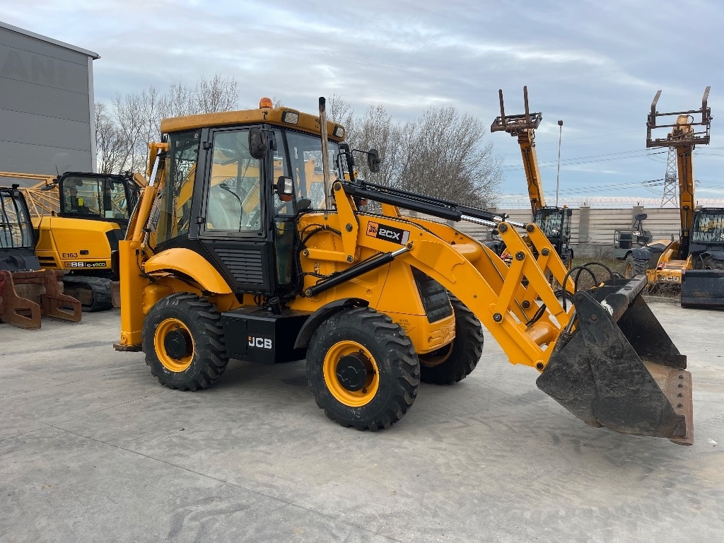 2011 JCB 2 CX, 3.800 mth, Import Auf Lager in der EU — Foto 1