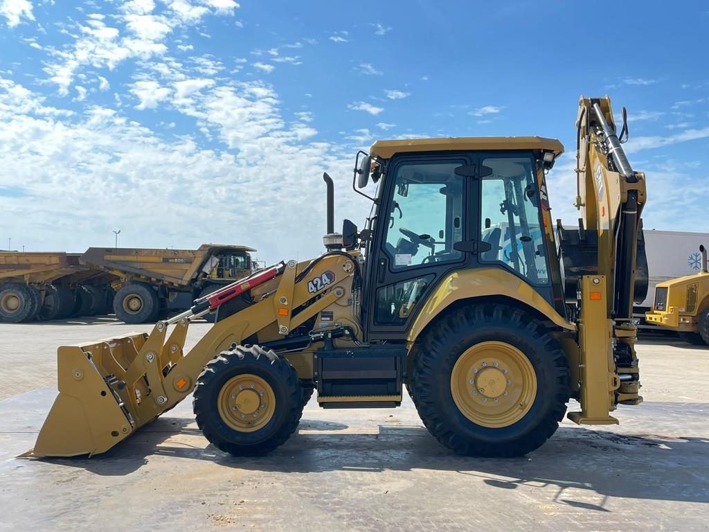2025 Cat 424, Import Auf Lager in der EU — Foto 1