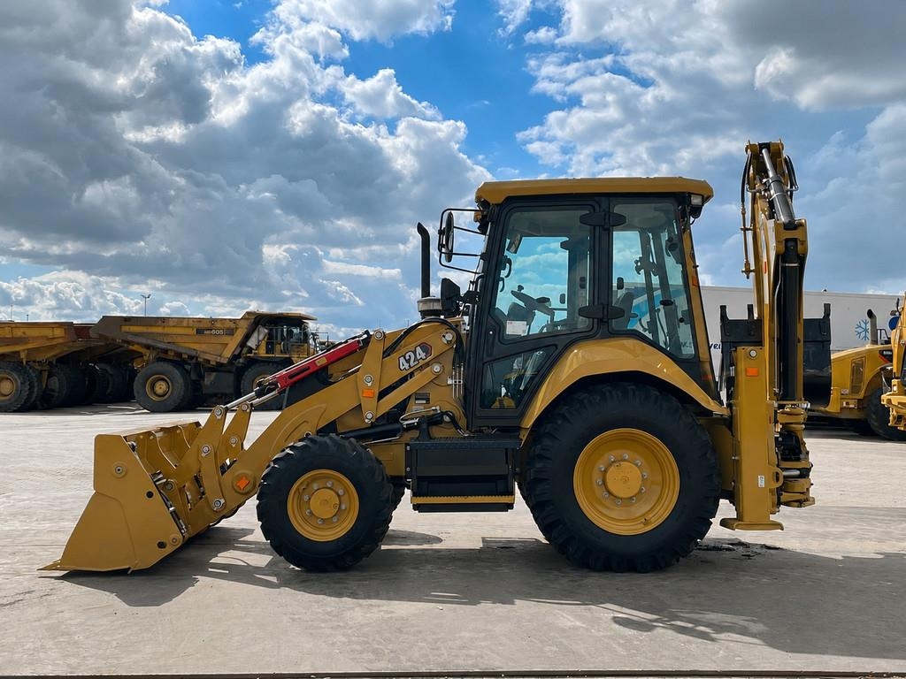 2025 Cat 424, 7 mth, Import Auf Lager in der EU — Foto 1
