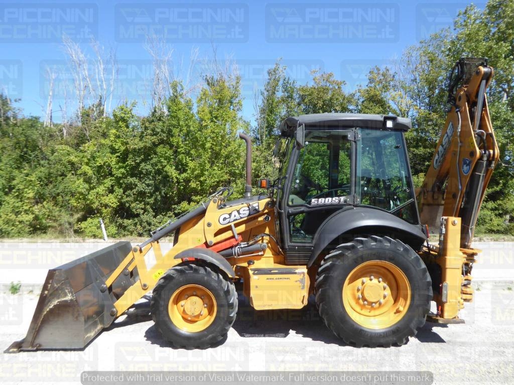 2016 Case 580 ST, 3.160 mth, Import Auf Lager in der EU — Foto 1 | AMECAR 2016 Case 580 ST, 3.160 mth, Import Auf Lager in der EU — Foto 1