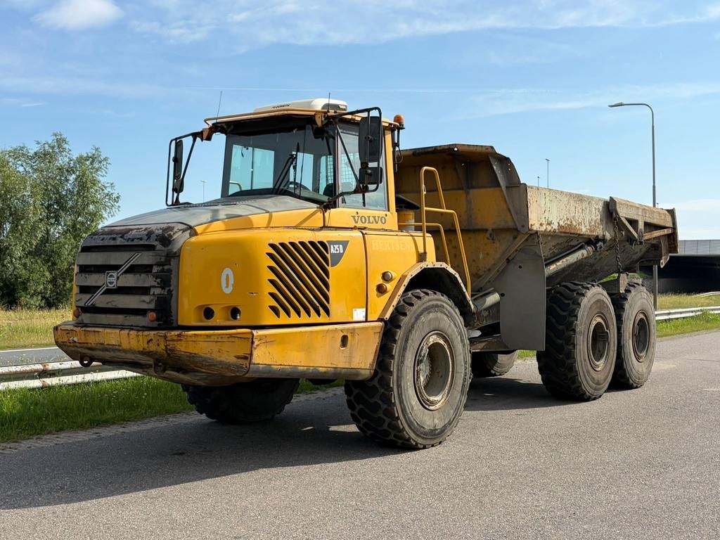 2006 Volvo A25D, 15.127 mth, Import Auf Lager in der EU — Foto 1