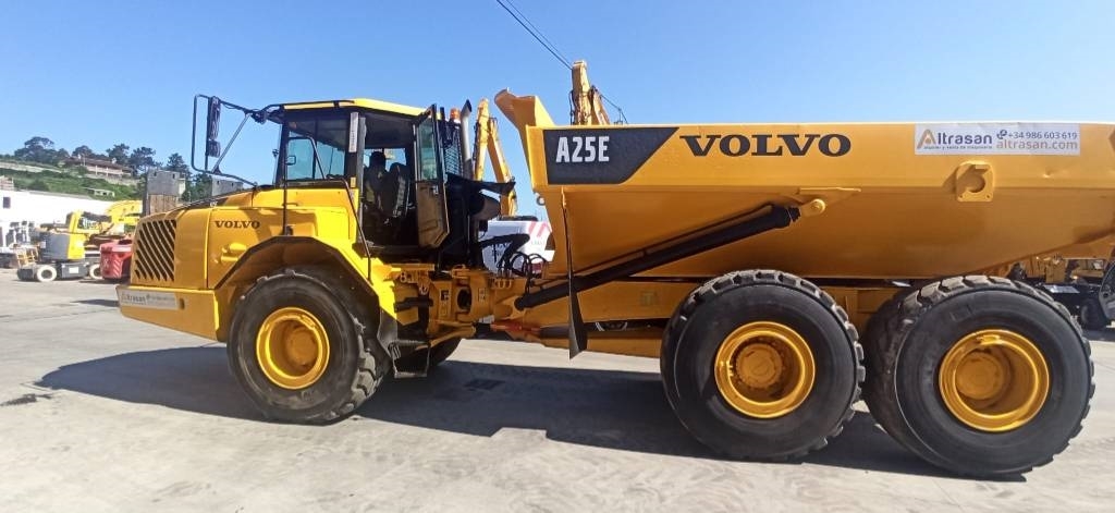 2010 Volvo A 25 E, 13.529 mth, Import Auf Lager in der EU — Foto 1