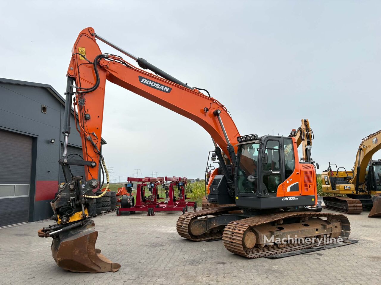 2017 Doosan DX235, 9.009 mth, Import Auf Lager in der EU — Foto 1 | AMECAR 2017 Doosan DX235, 9.009 mth, Import Auf Lager in der EU — Foto 1