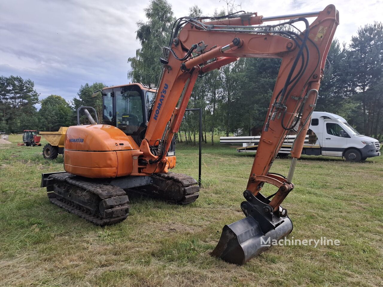 2016 Komatsu PC80MR-3, 3.000 mth, Import Auf Lager in der EU — Foto 1 | AMECAR 2016 Komatsu PC80MR-3, 3.000 mth, Import Auf Lager in der EU — Foto 1