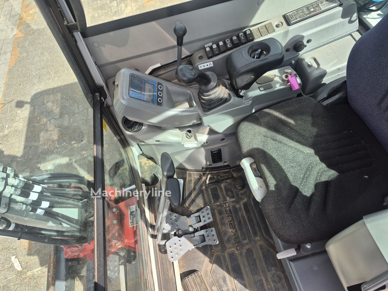 2022 Takeuchi TB, 125 mth, Import Auf Lager in der EU — Foto 8 z 10