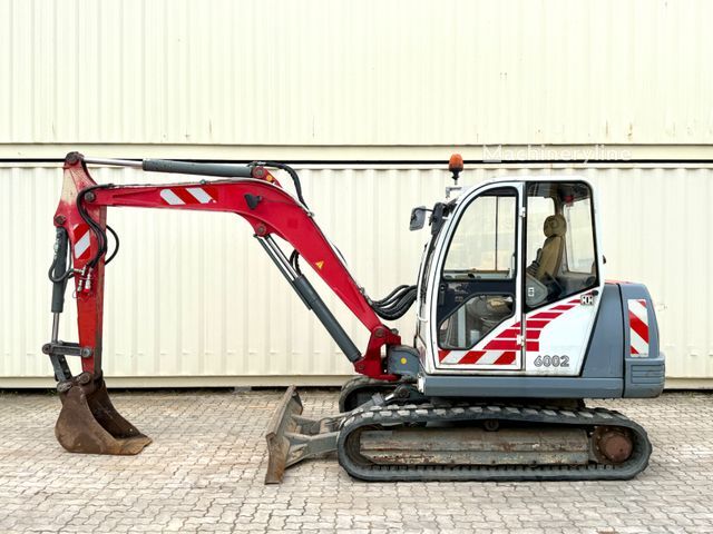 2000 Neuson 6002, 9.188 mth, Import Auf Lager in der EU — Foto 2 z 16
