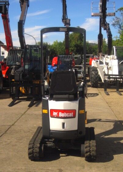 2017 Bobcat, 2.339 mth, Import Auf Lager in der EU — Foto 4 z 12