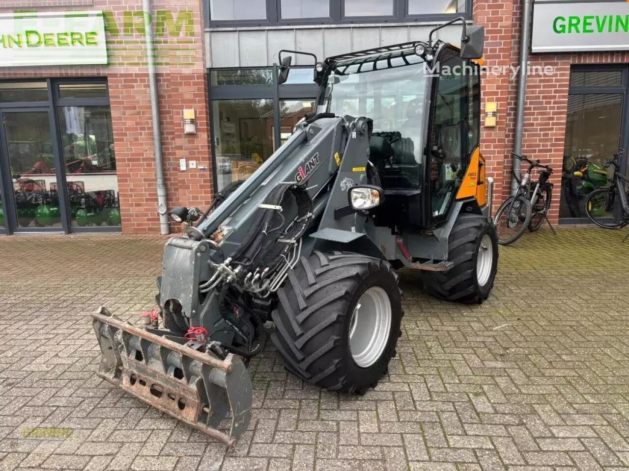 2017 Giant V5003, 1.825 mth, Import Auf Lager in der EU — Foto 1