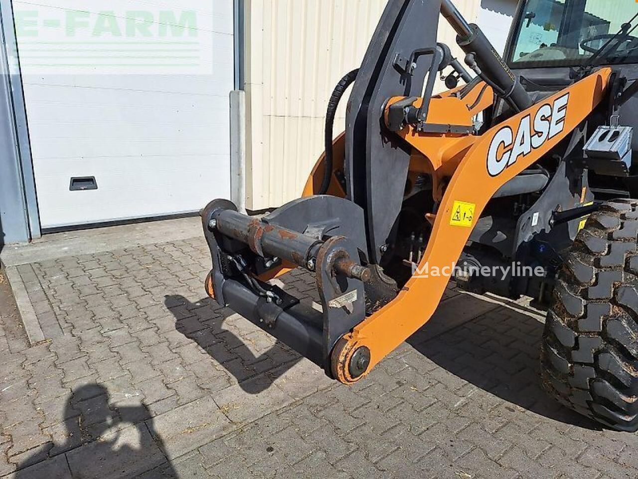 2023 Case 221, Import Auf Lager in der EU — Foto 5 z 15