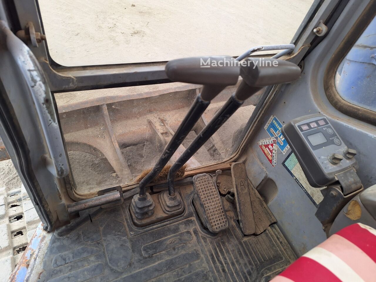 2001 Hitachi EX75UR, 1.800 mth, Import Auf Lager in der EU — Foto 6 z 13