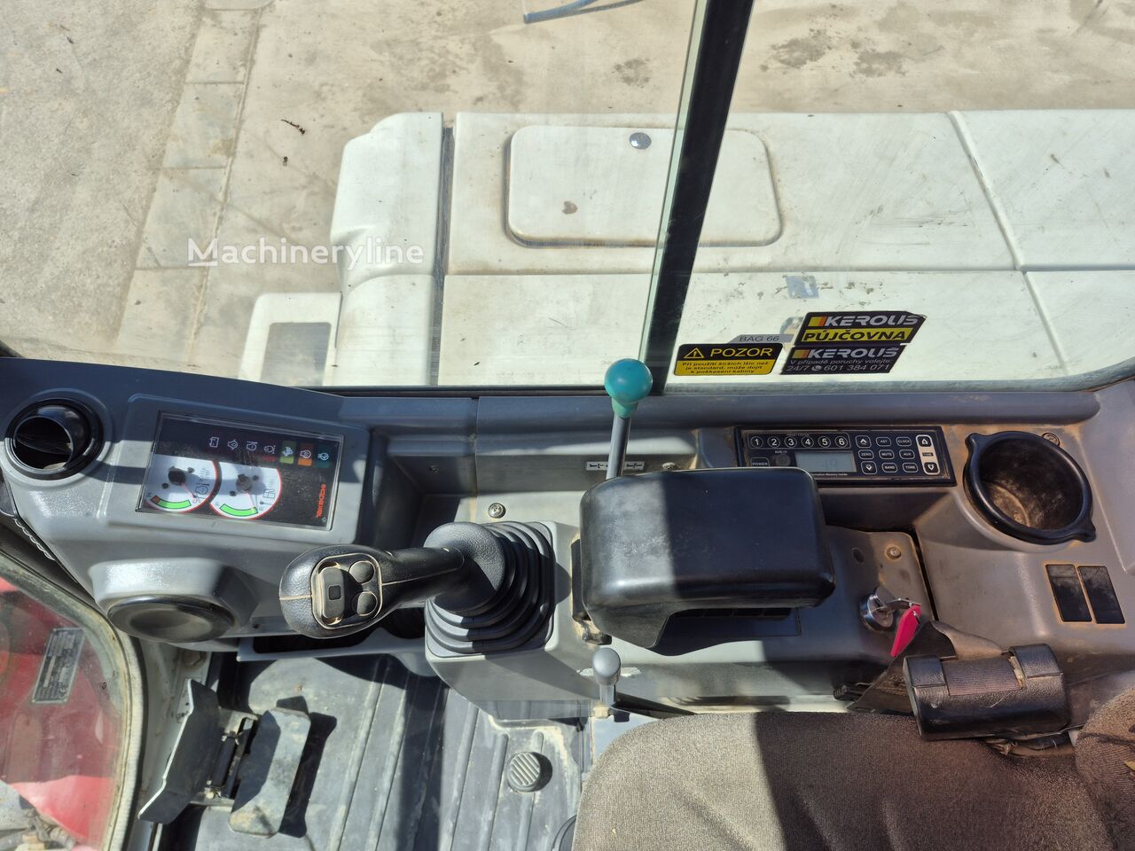 2015 Takeuchi TB250, 5.985 mth, Import Auf Lager in der EU — Foto 10 z 16