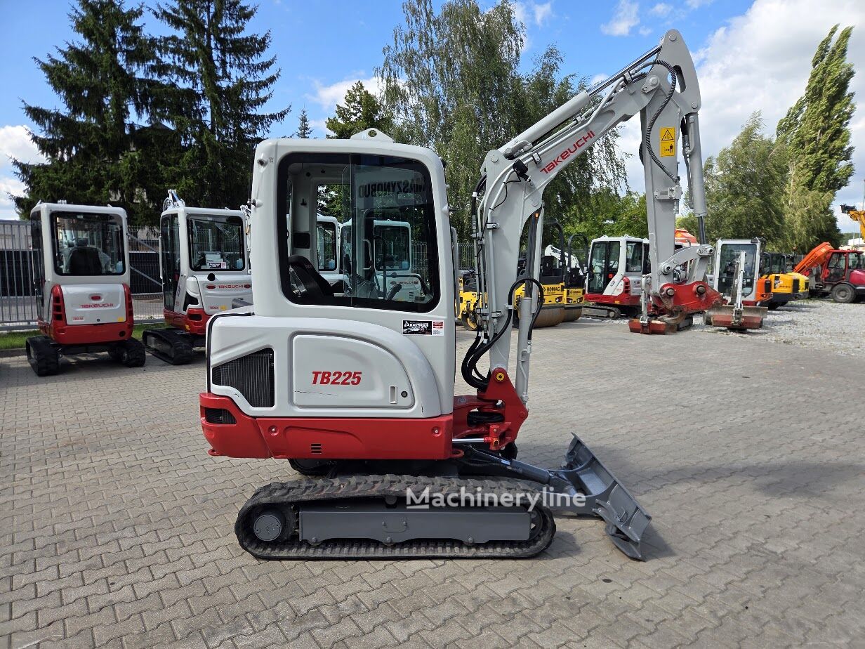 2023 Takeuchi TB225, 1.347 mth, Import Auf Lager in der EU — Foto 5 z 14