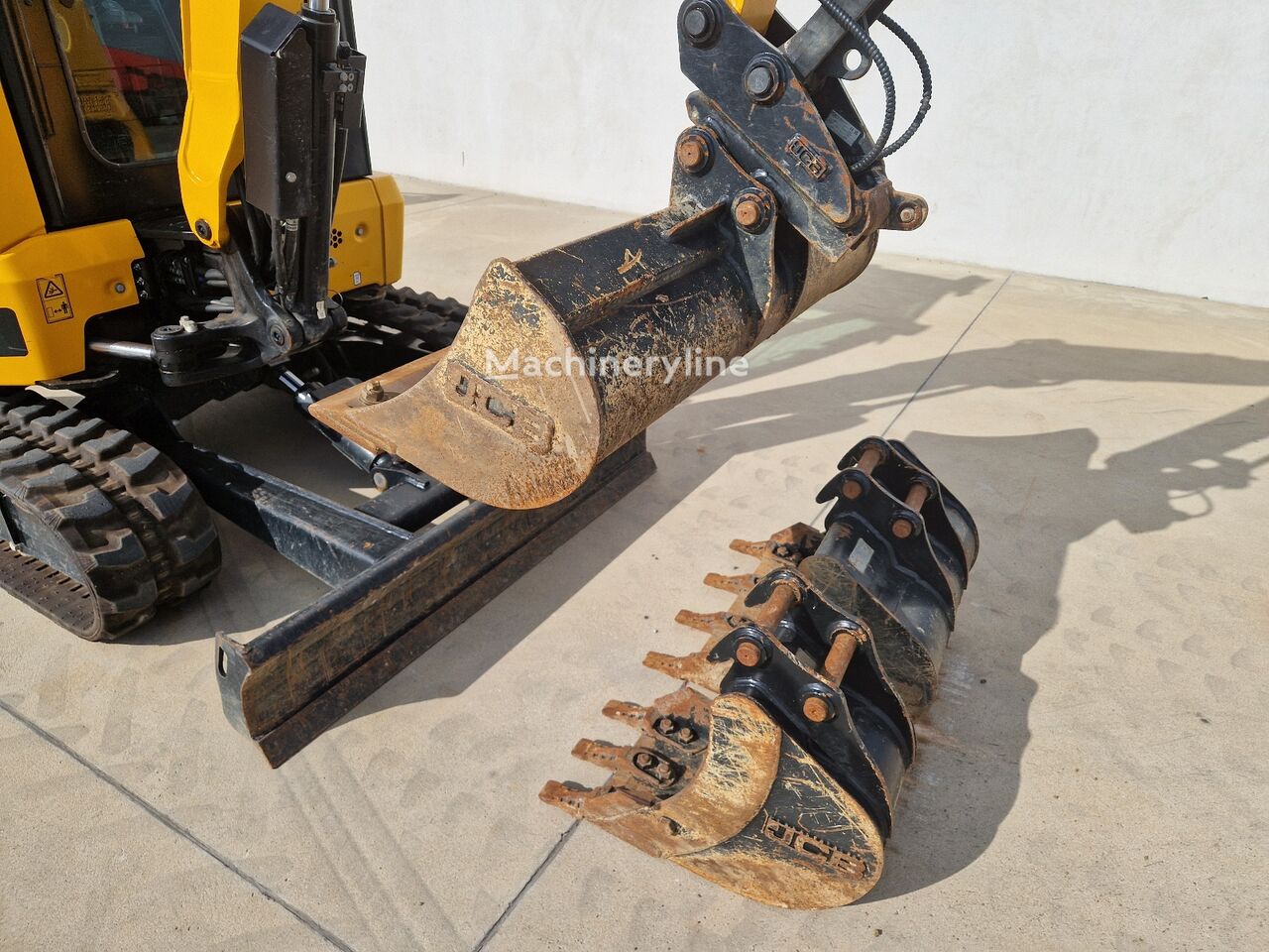 2025 JCB 25, 159 mth, Import Auf Lager in der EU — Foto 9 z 16