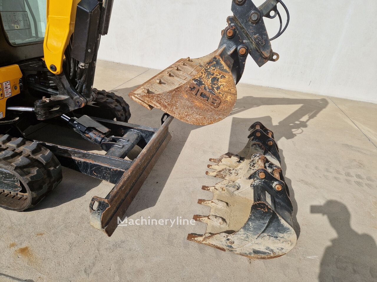 2025 JCB 25, 174 mth, Import Auf Lager in der EU — Foto 15 z 16