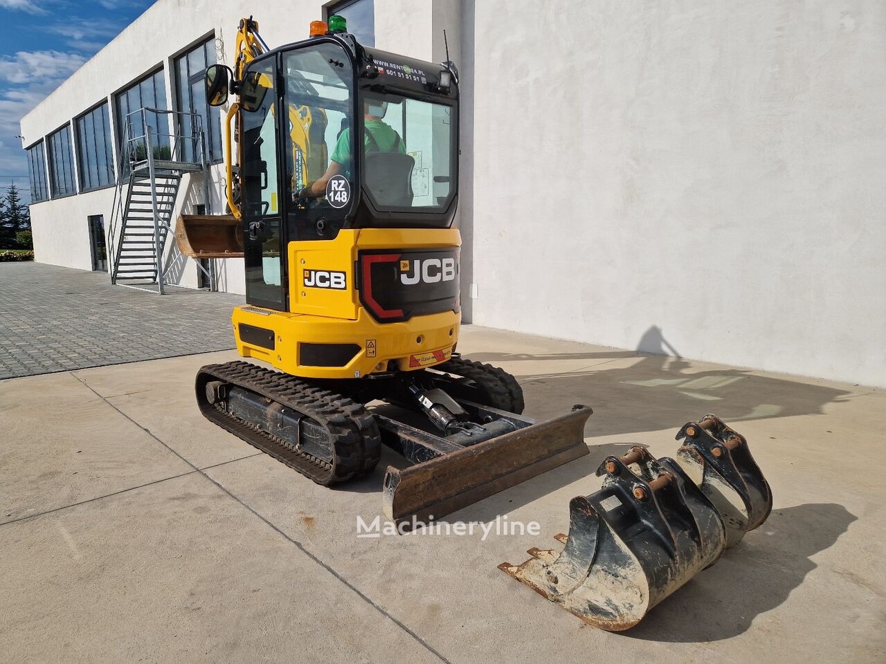 2025 JCB 25, 174 mth, Import Auf Lager in der EU — Foto 8 z 16