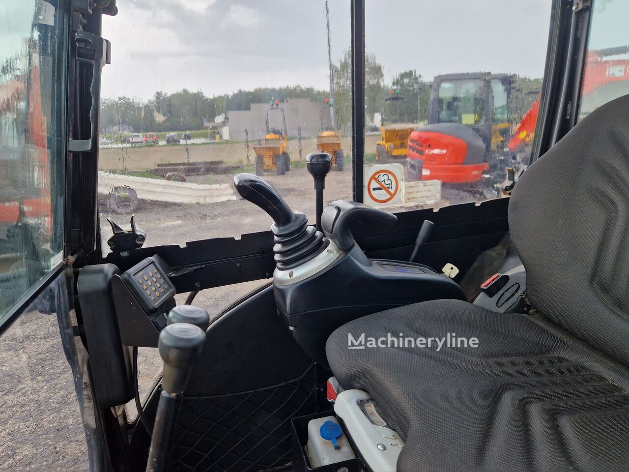 2022 JCB 8026, 1.900 mth, Import Auf Lager in der EU — Foto 13 z 16