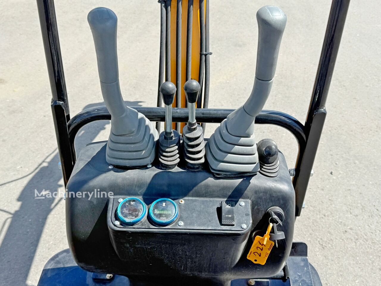 2025 Jpc HT, Import Auf Lager in der EU — Foto 8 z 11