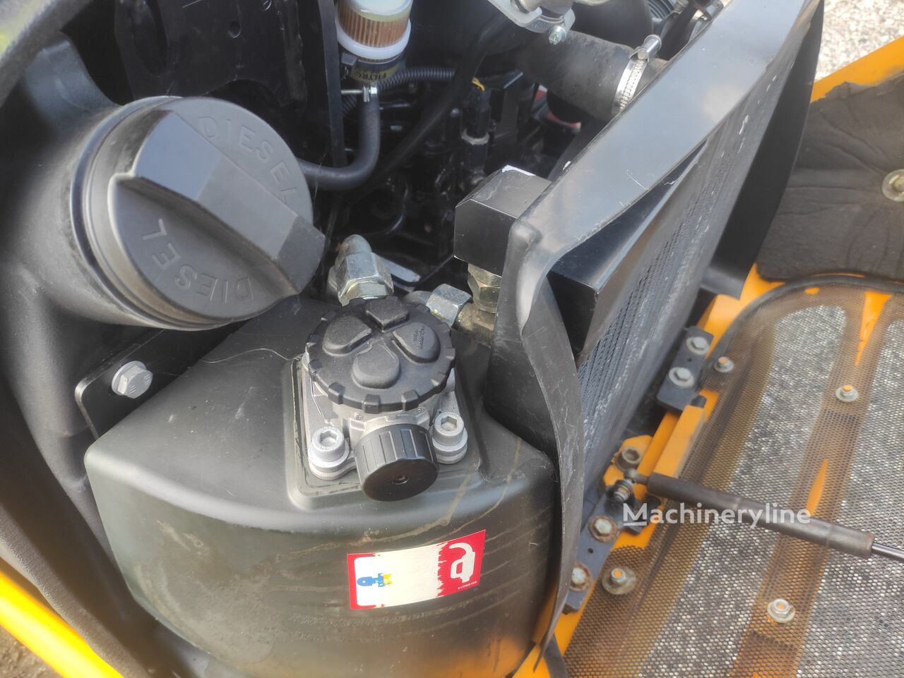 2014 JCB 8018, 3.700 mth, Import Auf Lager in der EU — Foto 9 z 11