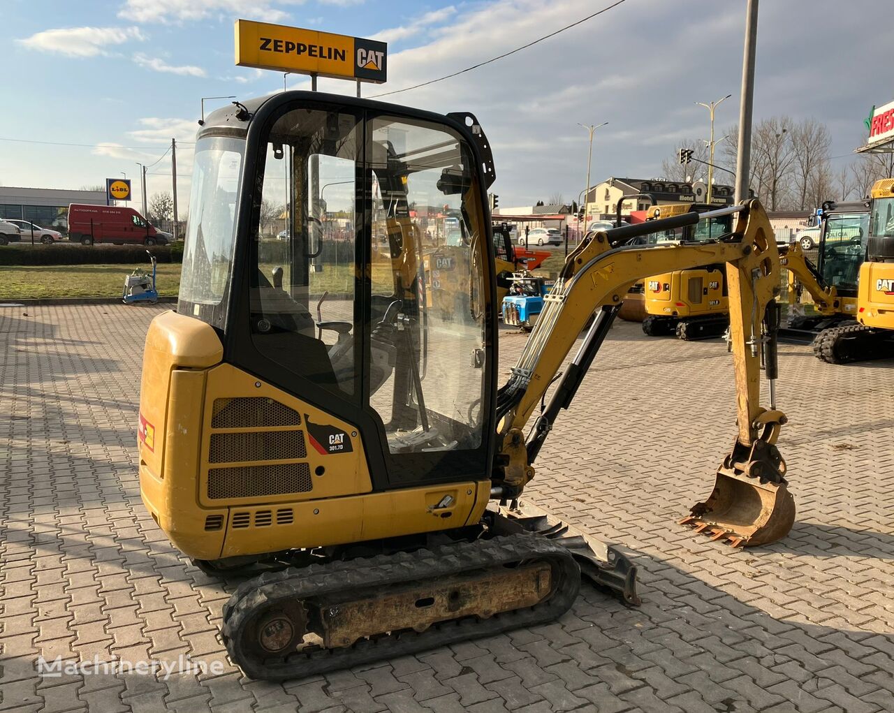 2017 Caterpillar 301.7D, 2.305 mth, Import Auf Lager in der EU — Foto 4 z 8