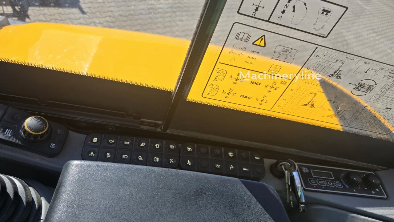 2018 JCB JS, 2.870 mth, Import Auf Lager in der EU — Foto 10 z 16