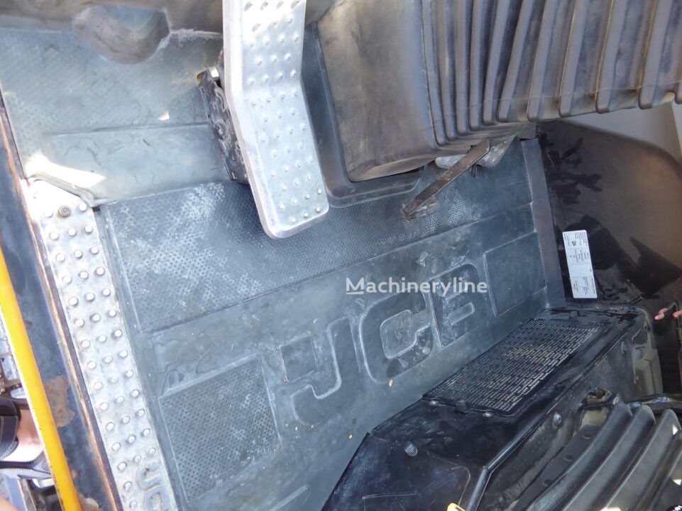2018 JCB JS, 2.870 mth, Import Auf Lager in der EU — Foto 16 z 16