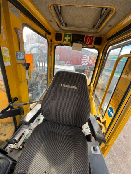 Liebherr A900, 22.850 mth, Import Auf Lager in der EU — Foto 7 z 15