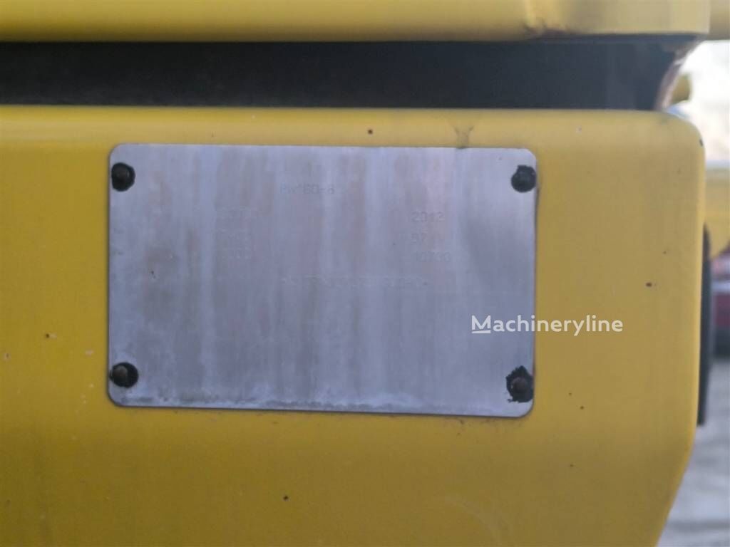 2012 Komatsu PW, 7.700 mth, Import Auf Lager in der EU — Foto 4 z 4