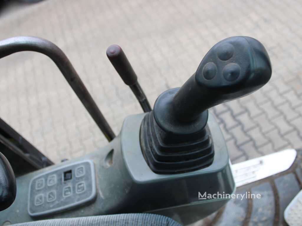 2015 JCB JS145W, Import Auf Lager in der EU — Foto 14 z 16