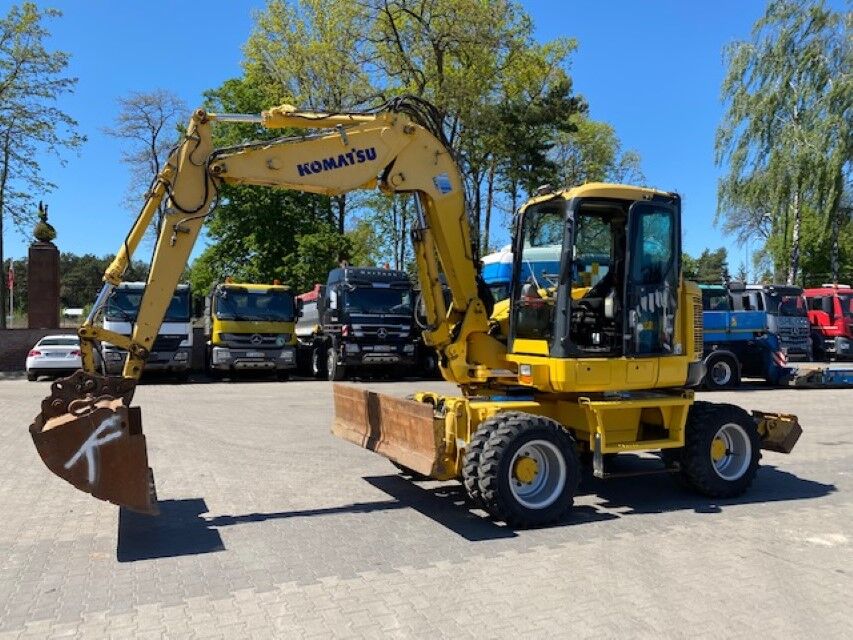 2011 Komatsu PW, Import Auf Lager in der EU — Foto 1 | AMECAR 2011 Komatsu PW, Import Auf Lager in der EU — Foto 1