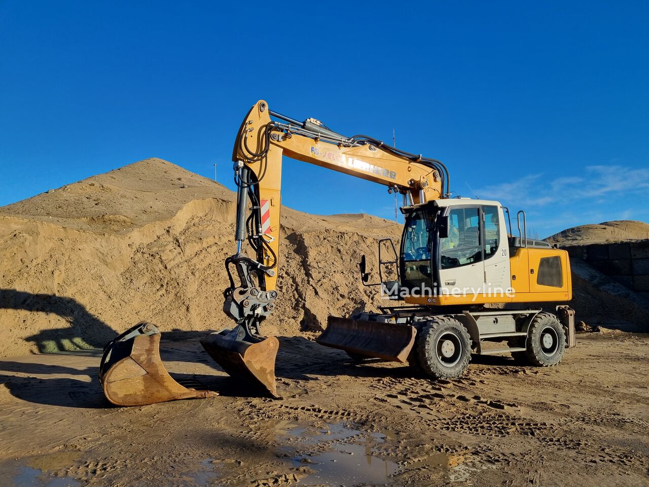 2014 Liebherr A918, 13.244 mth, Import Auf Lager in der EU — Foto 4 z 16