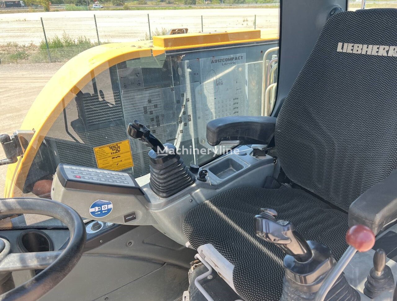 2016 Liebherr A912, 3.172 mth, Import Auf Lager in der EU — Foto 10 z 16
