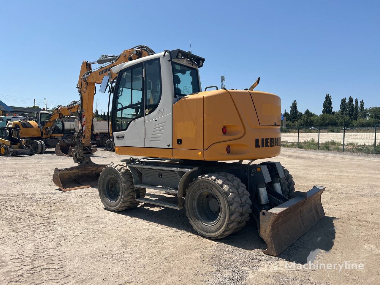 2016 Liebherr A912, 3.172 mth, Import Auf Lager in der EU — Foto 2 z 16