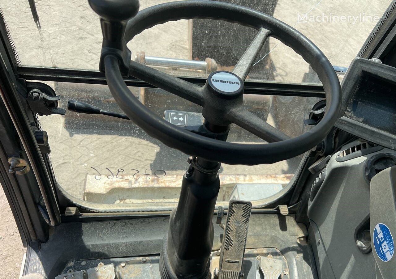 2014 Liebherr A914, 5.310 mth, Import Auf Lager in der EU — Foto 11 z 16