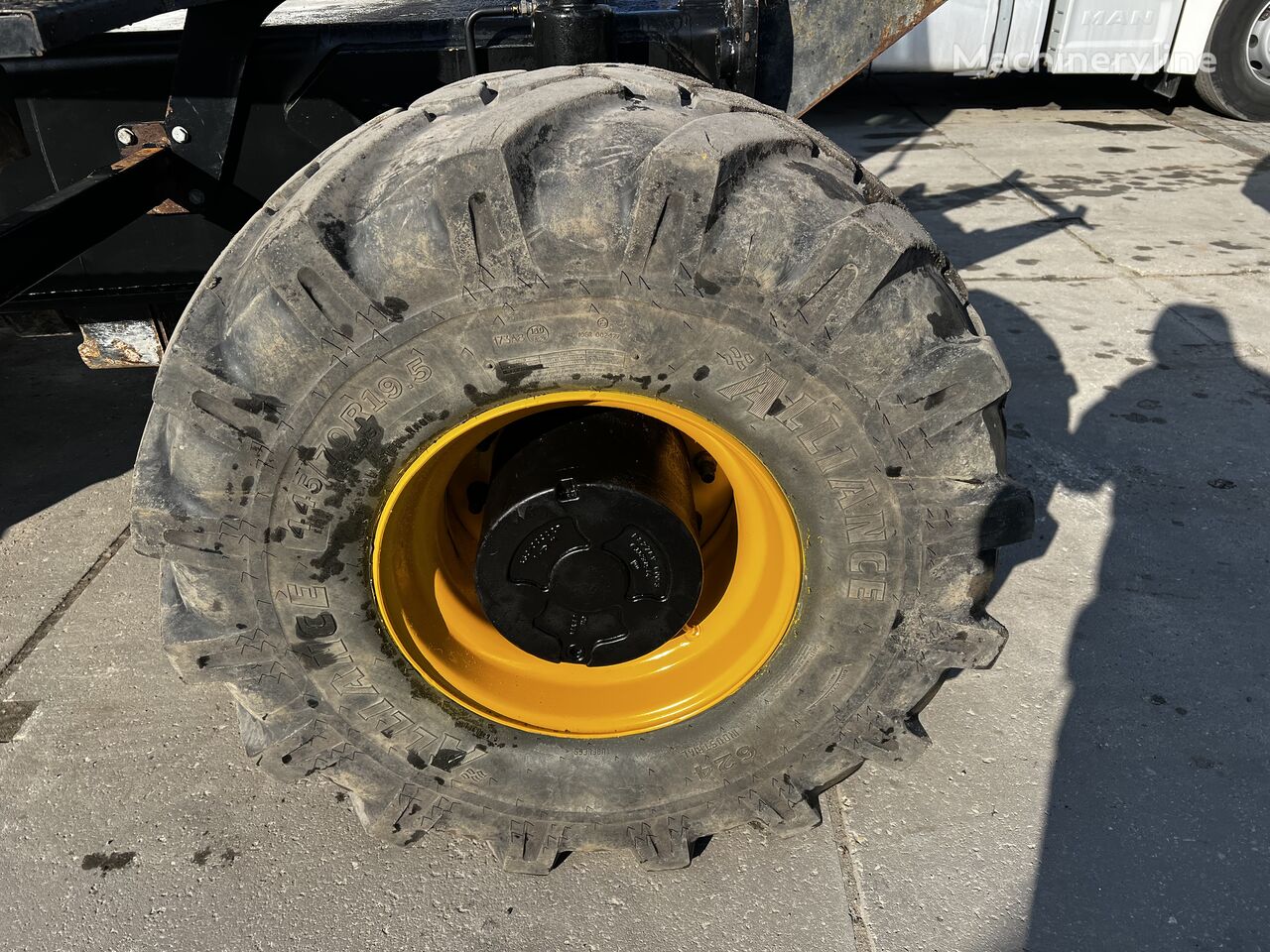 2012 JCB JS, 11.210 mth, Import Auf Lager in der EU — Foto 13 z 16
