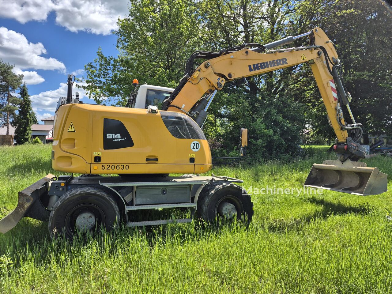 2018 Liebherr A914, Import Auf Lager in der EU — Foto 1 | AMECAR 2018 Liebherr A914, Import Auf Lager in der EU — Foto 1