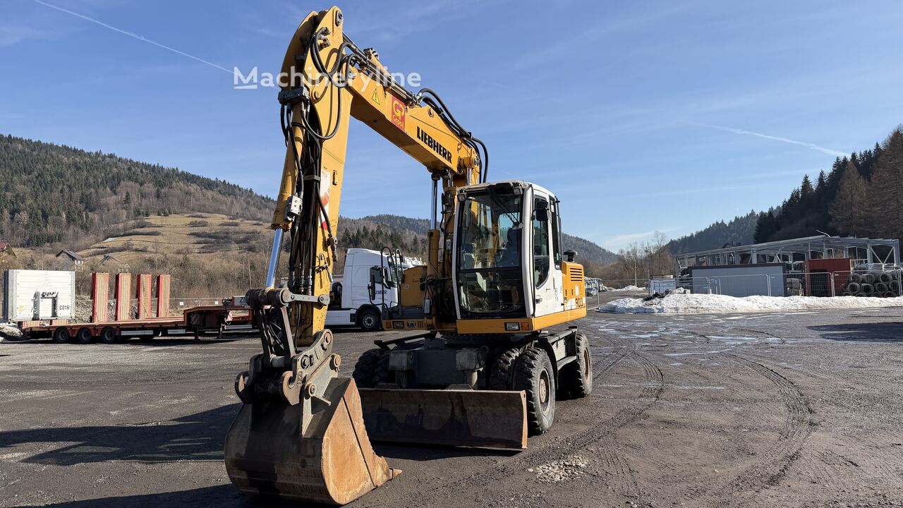 2008 Liebherr A900, Import Auf Lager in der EU — Foto 2 z 12