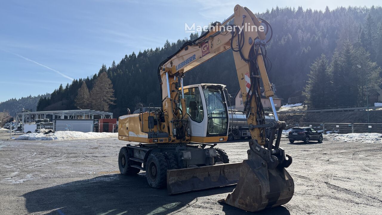 2008 Liebherr A900, Import Auf Lager in der EU — Foto 3 z 12