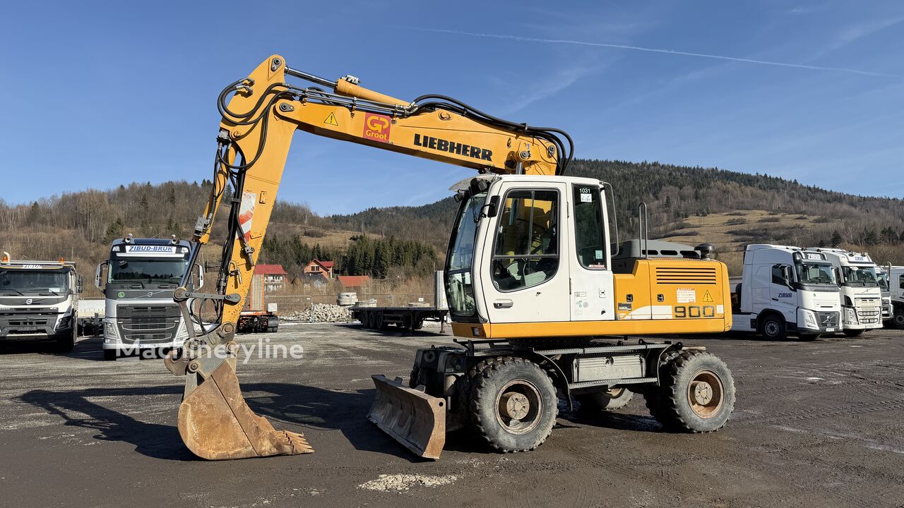 2008 Liebherr A900, Import Auf Lager in der EU — Foto 9 z 12