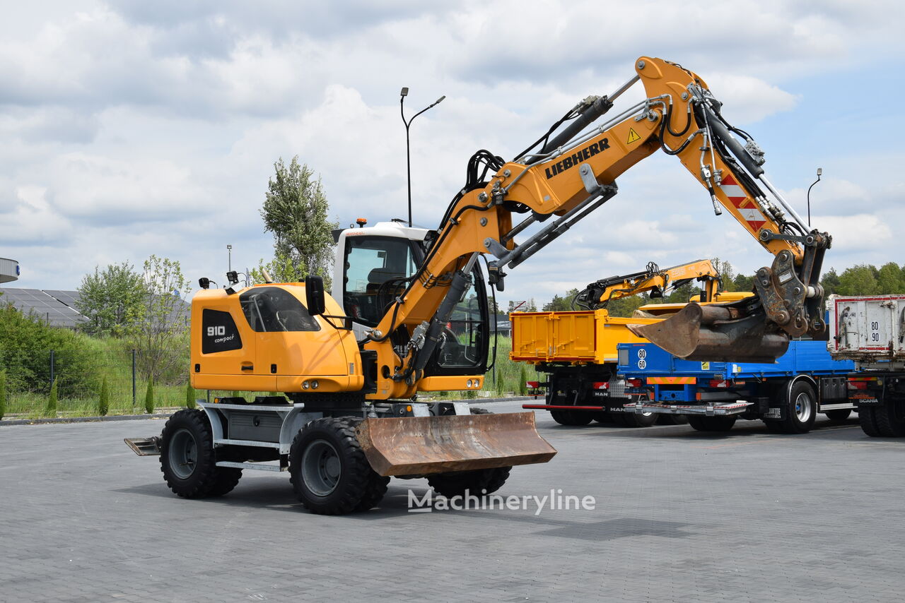 2017 Liebherr A910, 6.968 mth, Import Auf Lager in der EU — Foto 3 z 16