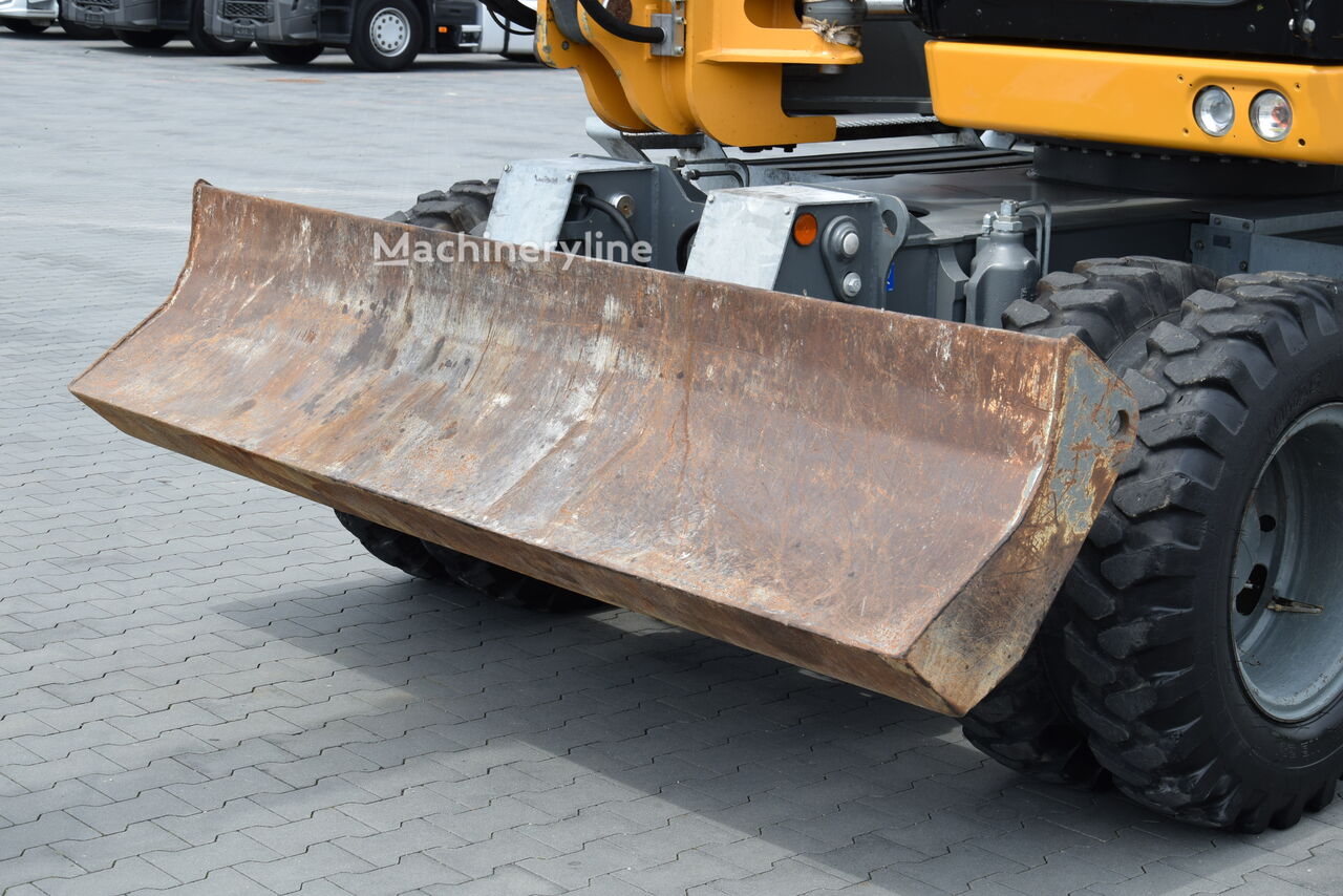 2017 Liebherr A910, 6.968 mth, Import Auf Lager in der EU — Foto 6 z 16