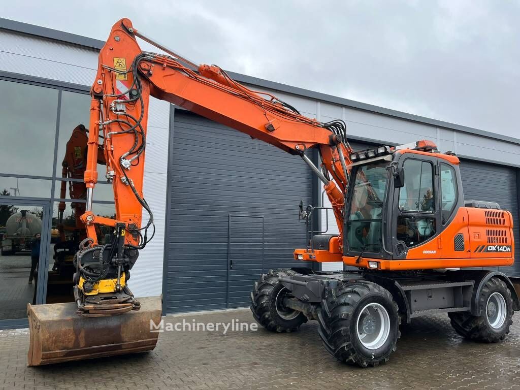 2015 Doosan DX, 6.350 mth, Import Auf Lager in der EU — Foto 1 | AMECAR 2015 Doosan DX, 6.350 mth, Import Auf Lager in der EU — Foto 1