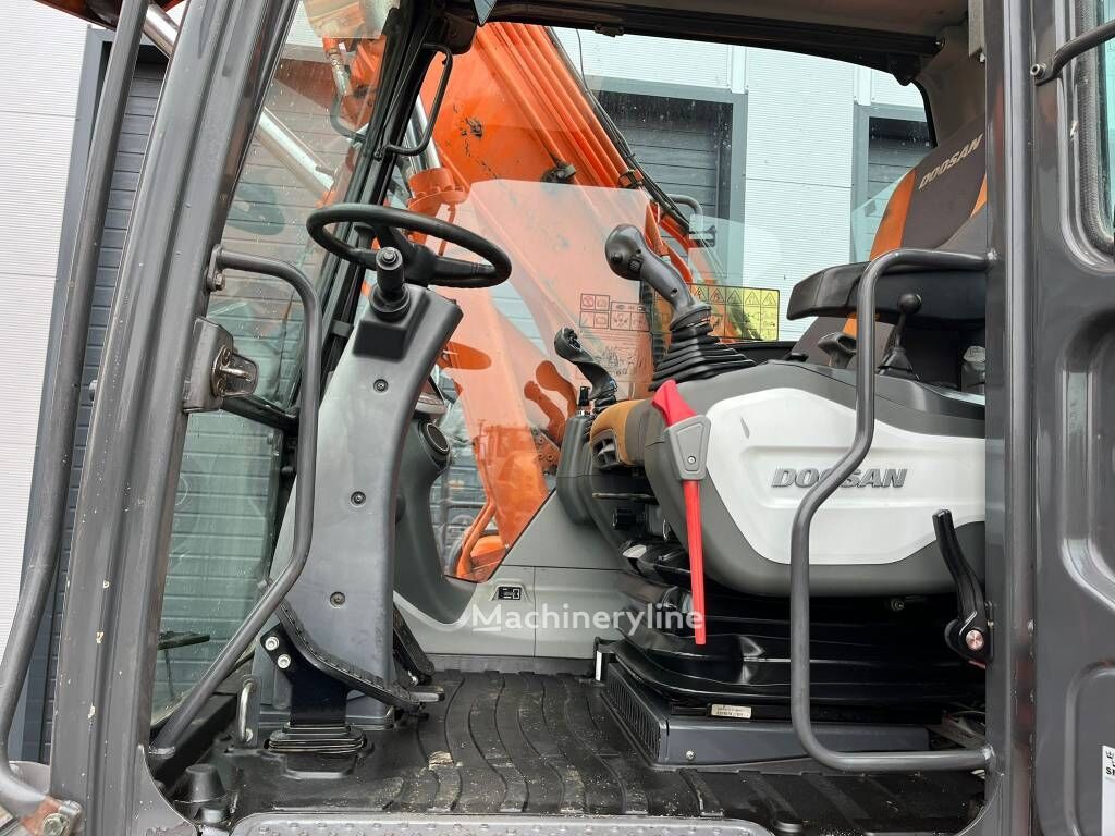 2015 Doosan DX, 6.350 mth, Import Auf Lager in der EU — Foto 10 z 16