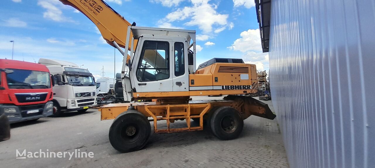 1998 Liebherr, 15.000 mth, Import Auf Lager in der EU — Foto 2 z 16