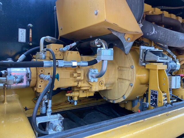 2012 Caterpillar, 10.552 mth, Import Auf Lager in der EU — Foto 10 z 16